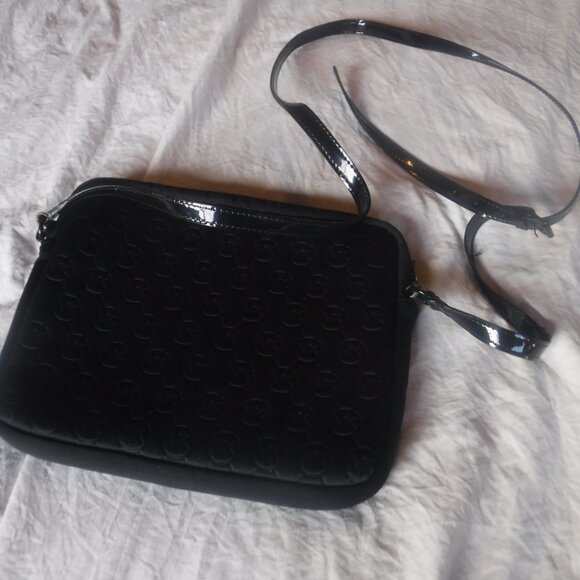 Michael Kors Mono Embossed Neoprene iPad Crossbody Purse Bag Black Soft Shell - Picture 7 of 8